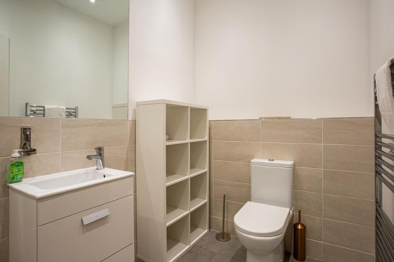 Modern Luxury Apartment, Sleeps 6, Location Appartement Belfast